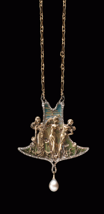 18   Three Graces Pendant 18   Three Graces Pendant